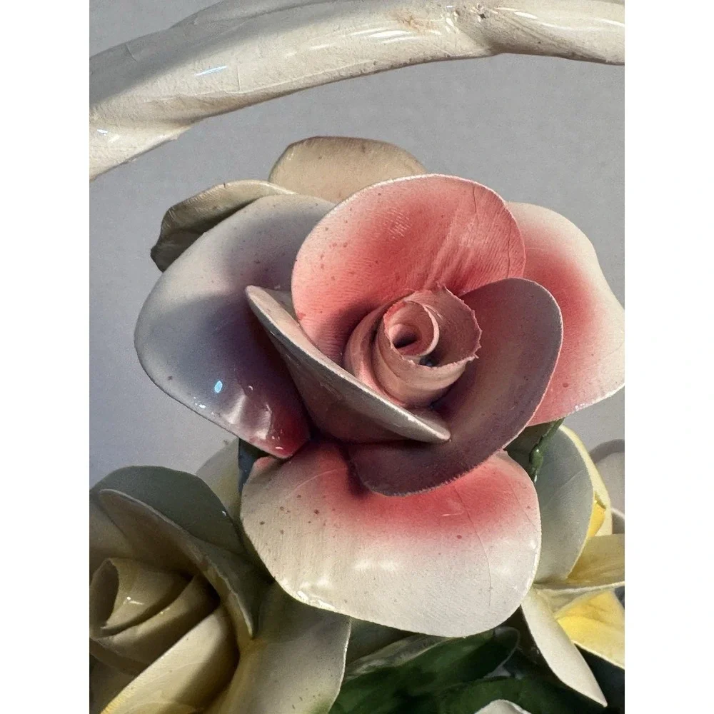 Large 12x10 Capodimonte‎ Roses Basket Italy Porcelain Vintage